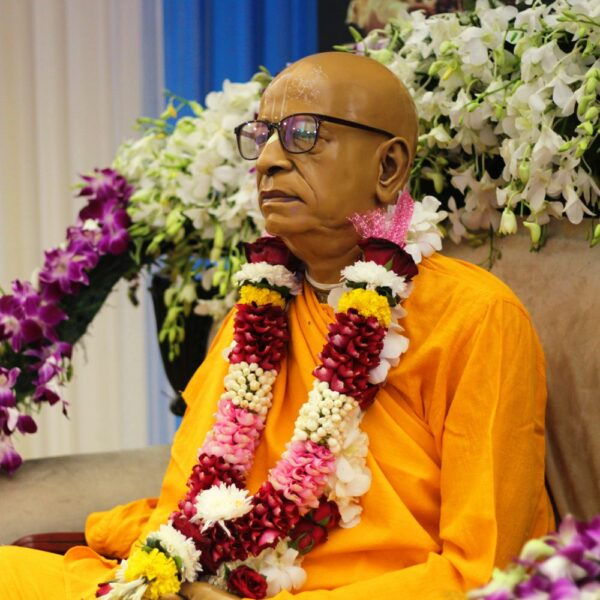 Srila Prabhupad Dress